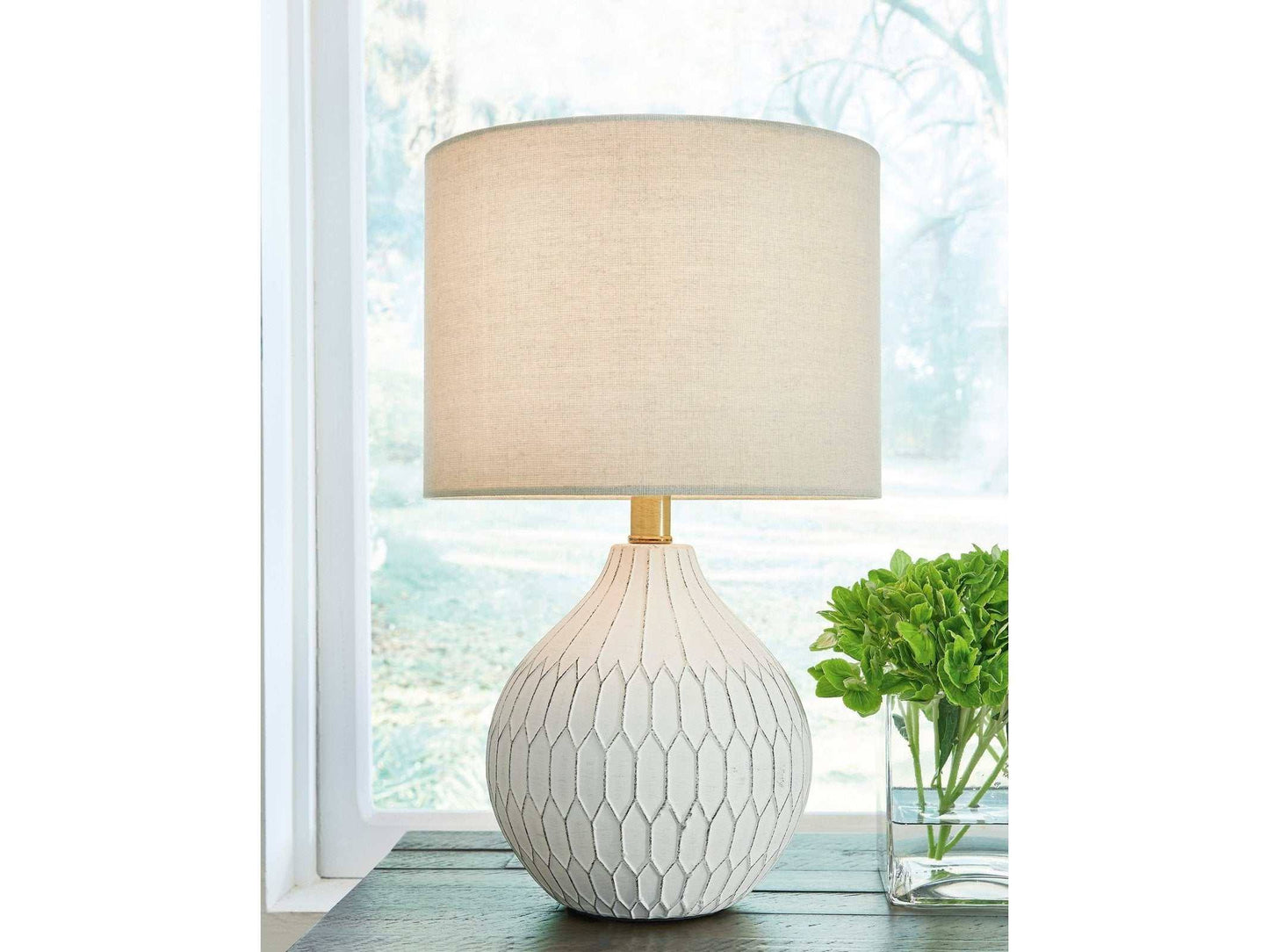 Ashley Wardmont Table Lamp - Product image 1